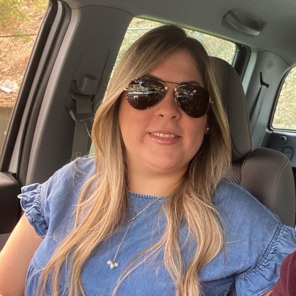 Meet your Posher, Xiomara